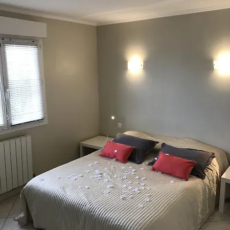 D'aimargues Villa *